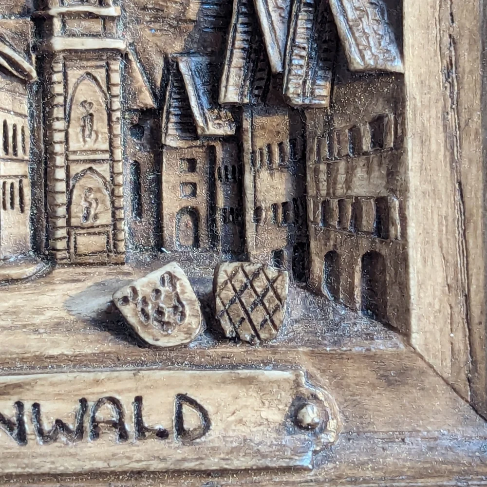 Resin Mittenwald Wall Art 4